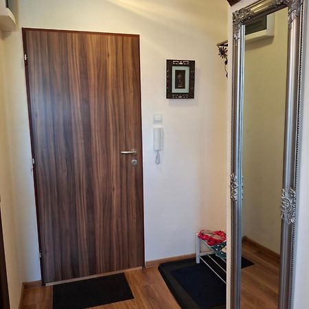 Krasny Podkrovny 3-Izbovy Byt V Sirsom Centre Breza Martin Exteriör bild